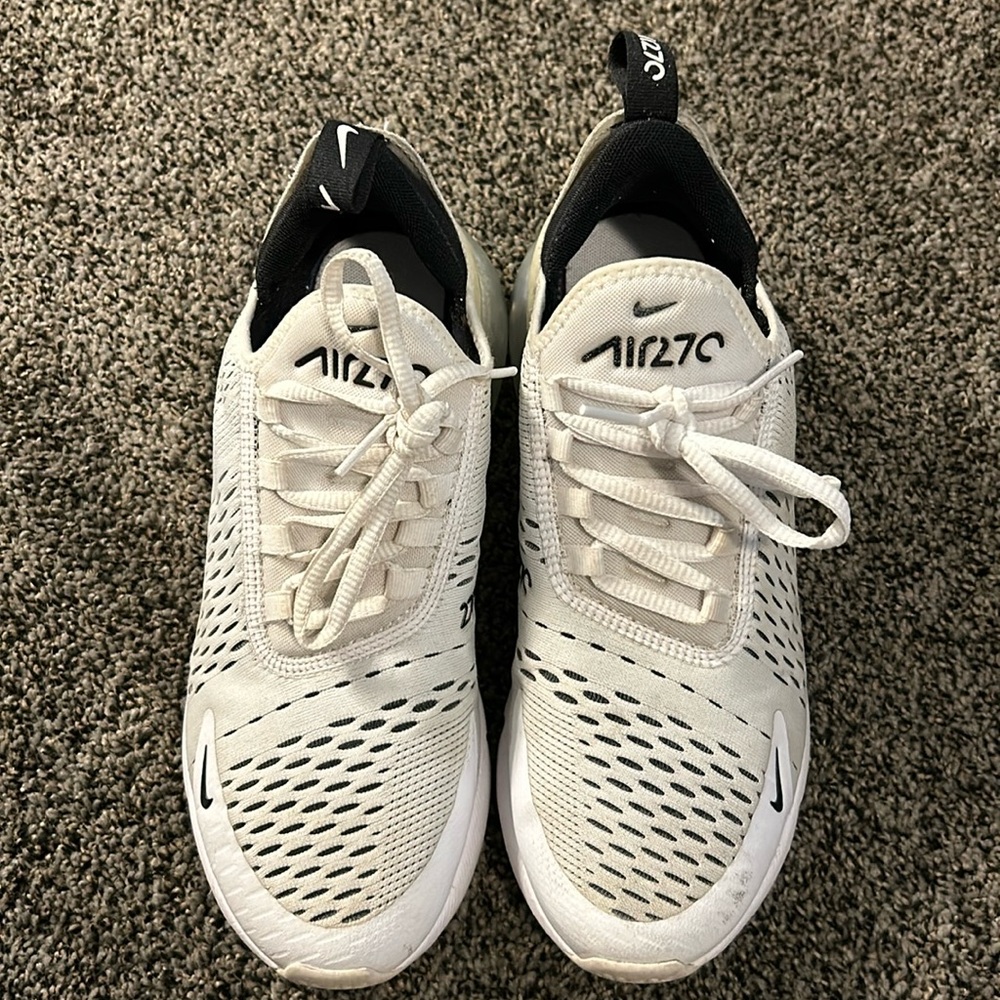 Nike AirMax 270 women's tennis shoes